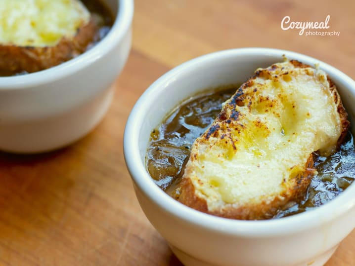 onion soup with croutons