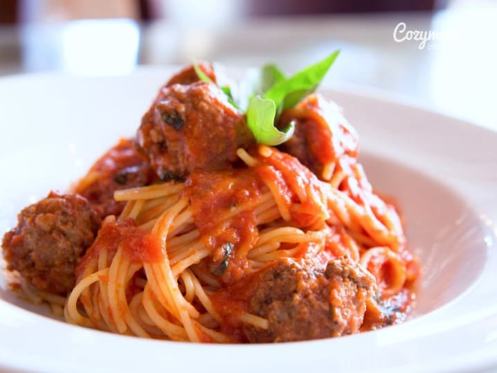 pasta with meatballs in tomato sauce