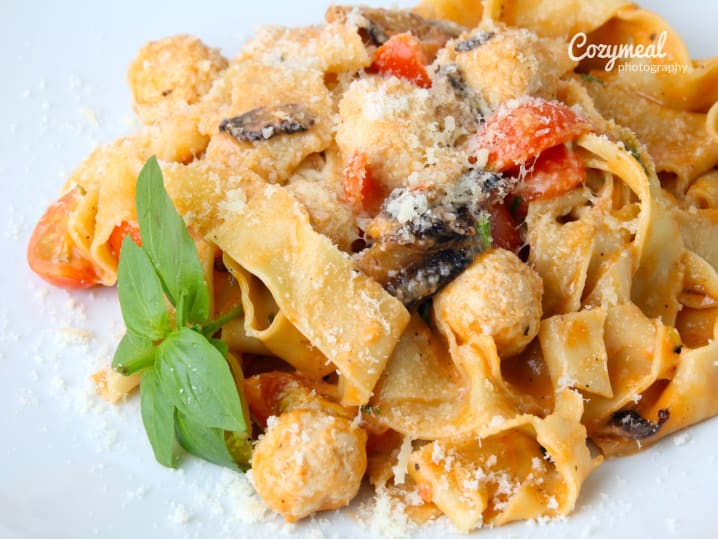 pasta with tomatoes and sausage