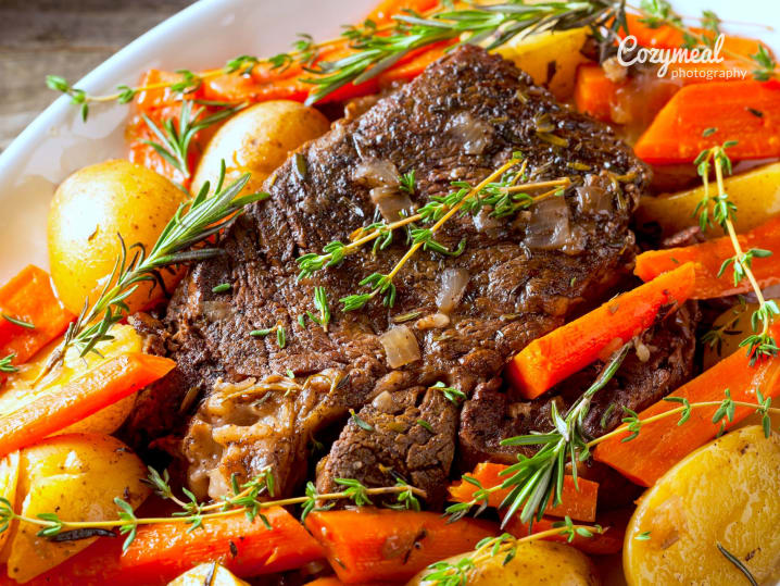 pot roast with carrots and onions