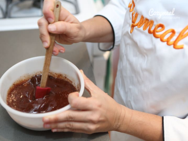 preparing chocolate lava cake
