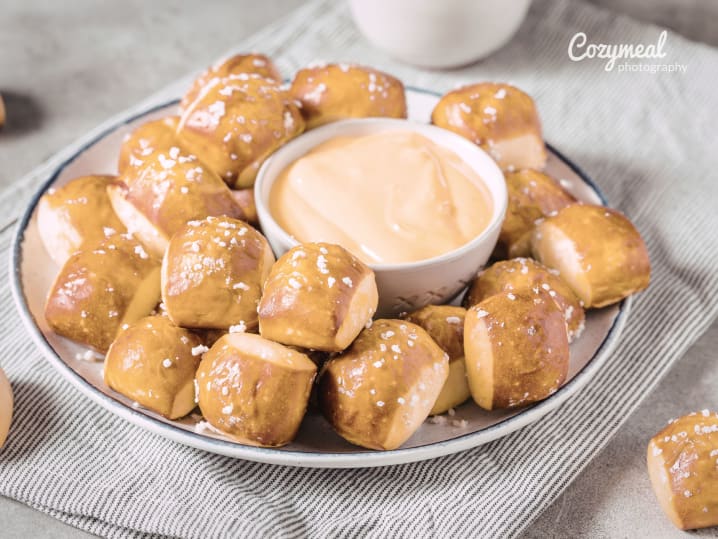 pretzel rolls with whipped goats cheese dip