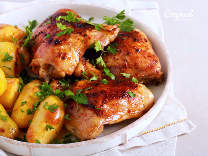 chicken thighs with roasted potatoes