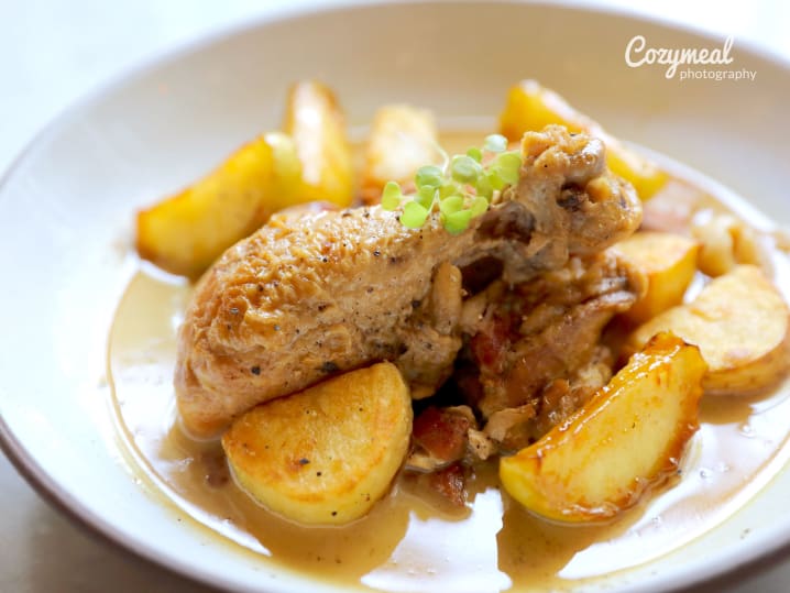 lemon and herb chicken with potatoes