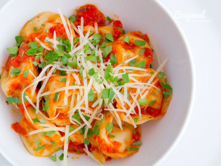 ravioli with tomato basil sauce