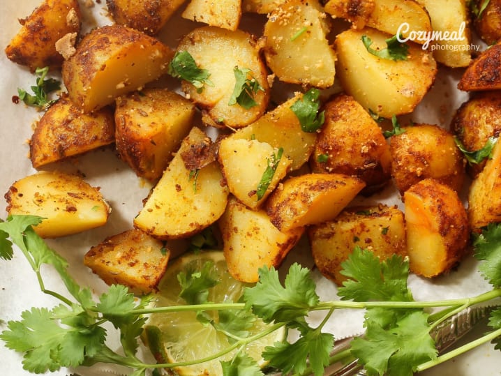 roasted potatoes with herbs