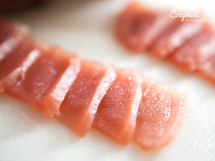 sliced tuna