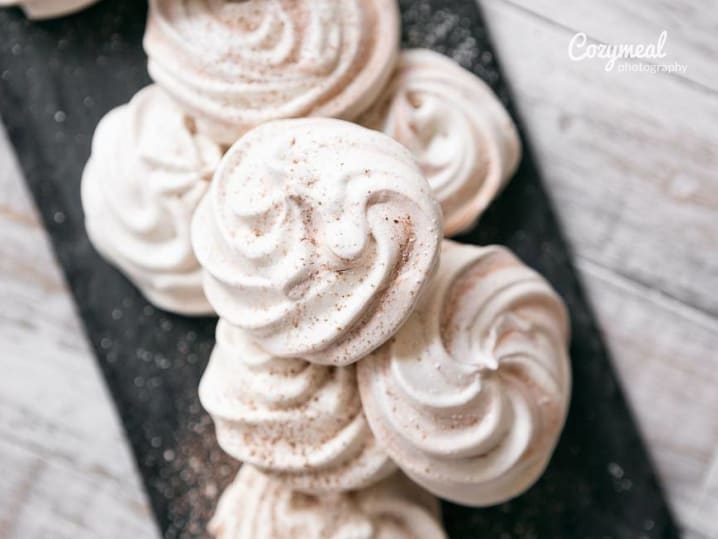 Italian Meringue Cookies