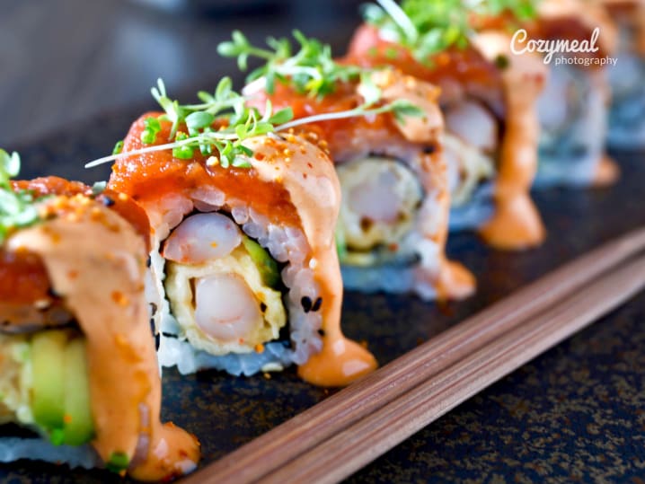 spicy lobster sushi roll