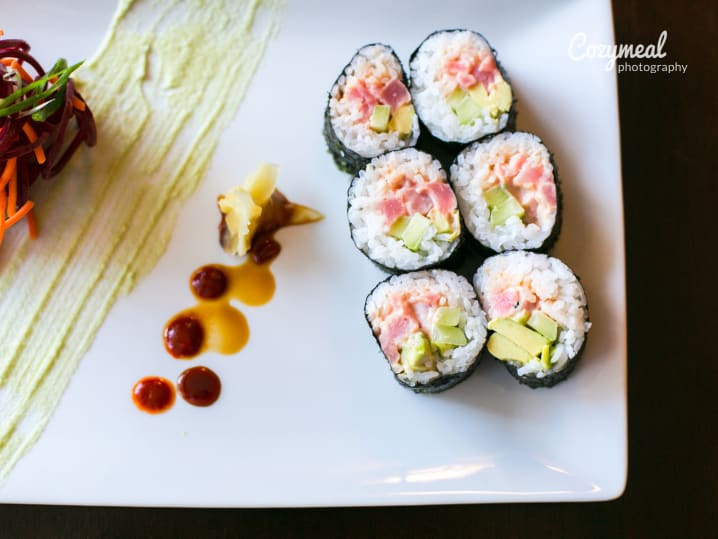 spicy tuna rolls