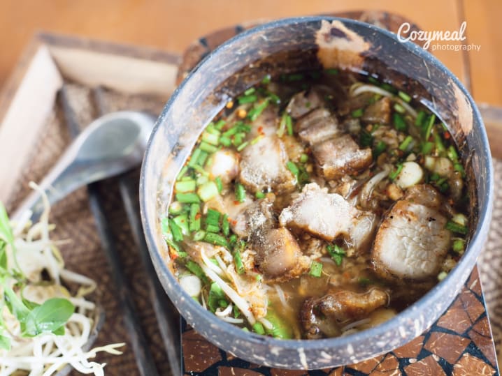 thai soup with crispy pork