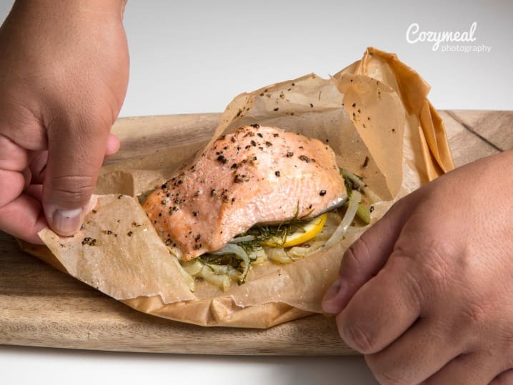 unwrapping salmon en papillote