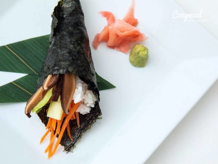 vegetarian temaki roll