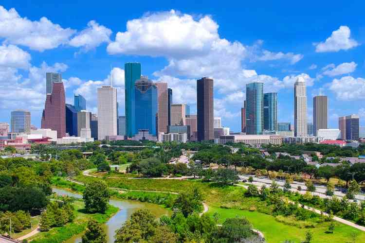 Team building activities in Houston get your team ready for anything.