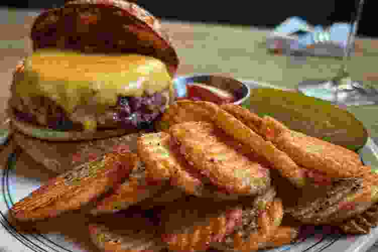 Best NYC Burgers Best Burger Places in NYC for 2023 Cozymeal