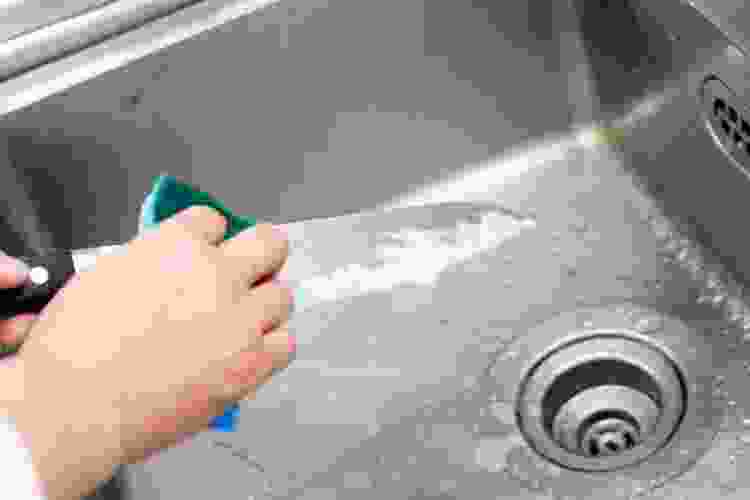 How to Clean a Knife Expert Guide for 2024 Cozymeal