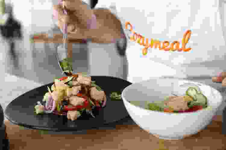 Learn to Cook Like a Chef How to Cook Like a Pro Guide Cozymeal