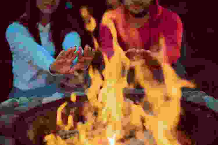 fall-date-ideas-51-fall-activities-for-couples-in-2023-cozymeal