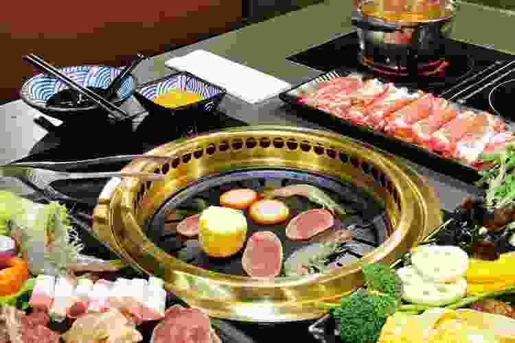 Toronto Korean BBQ Best Korean BBQ In Toronto In 2024 Cozymeal   Robyns Blog Template 2000 1333 Px  2022 11 25T133824008 Phpvo8AkG