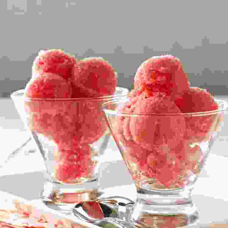 Make this Red Wedding Sorbet for a sweet and refreshing Game of Thrones recipe