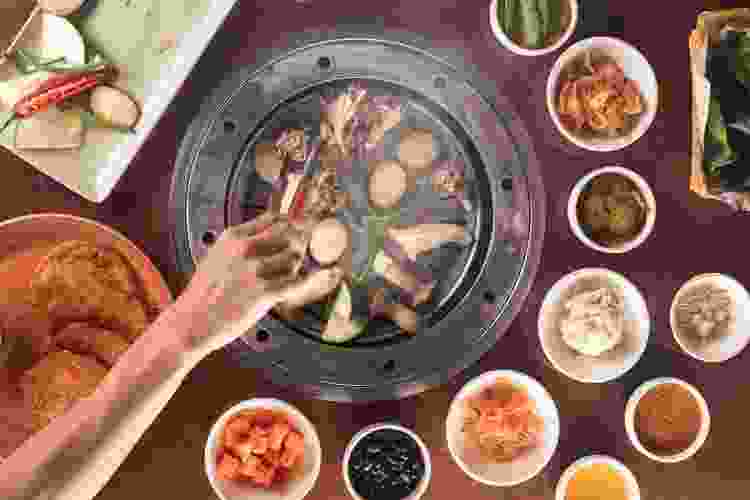 birthday-dinner-nyc-best-birthday-restaurants-in-nyc-cozymeal