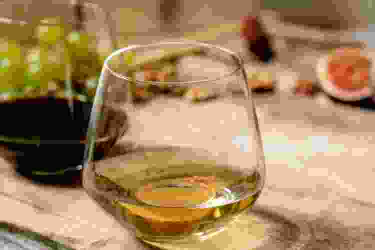 How to Hold a Wine Glass Expert Guide Cozymeal