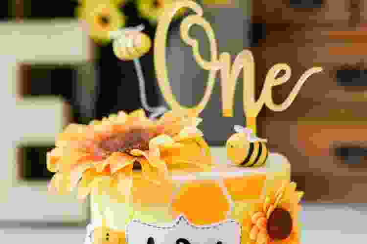 bee theme birthday cake for one year old