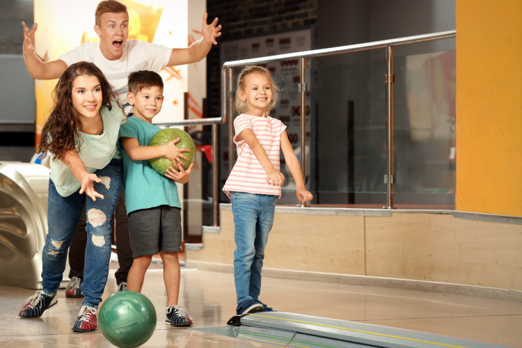 bowling indoor activity in new jersey