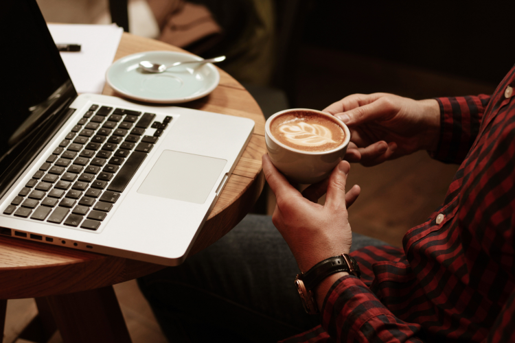 Coworking in Cafe
