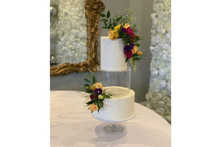 Clear Wedding Cake Stand Design