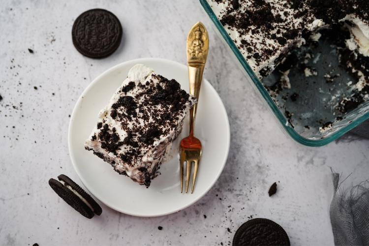 cookies and cream cake slice on plate