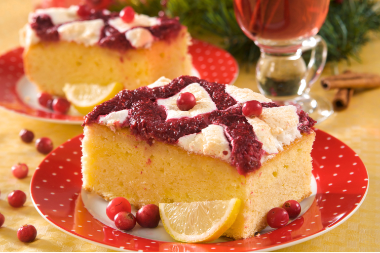 Make Cranberry Cake as your Christmas cake idea.