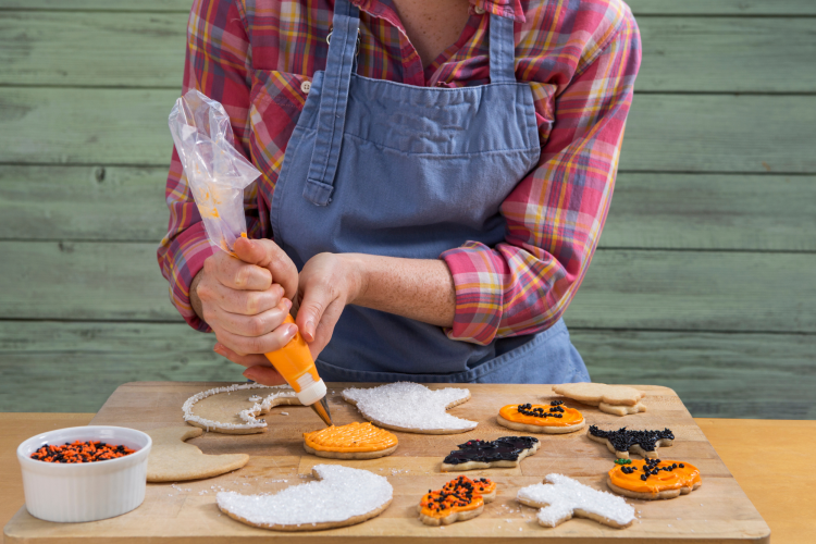 decorating Halloween cookies