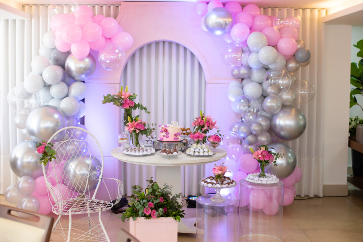 Part of your party checklist needs to focus on decorations.