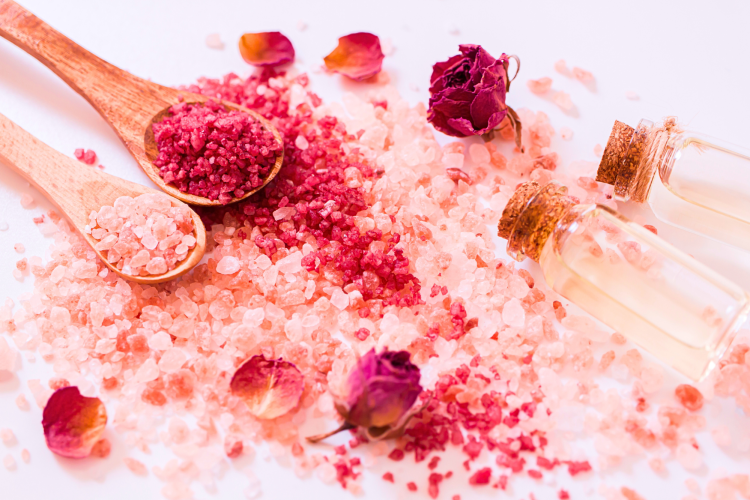 Floral Bath Salts are a luxury Valentine's flower idea.