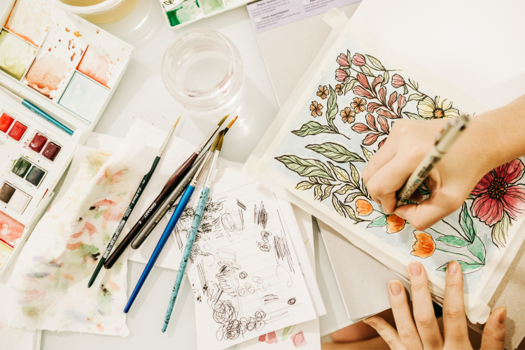 doodling flowers with watercolor pencil