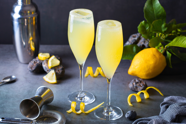 A French Blond cocktail is one of taylor swift's favorite drinks.