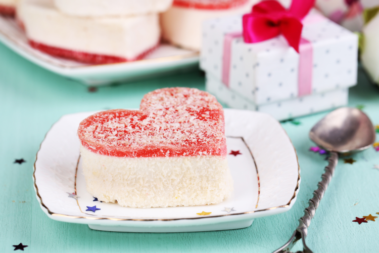 heart-shaped birthday cake ideas