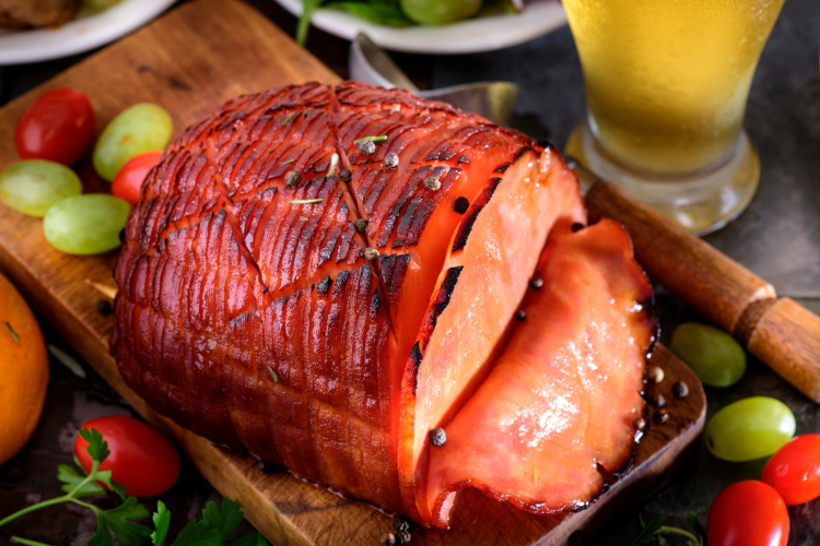 sliced honey glazed Christmas ham