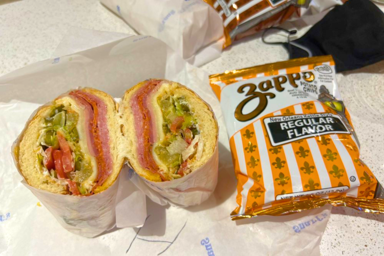 Order an Italian sub with a bag of chips from this Denver airport restaurant.