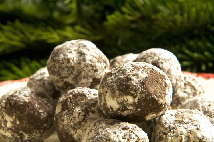 Bourbon balls for Kentucky Derby Food