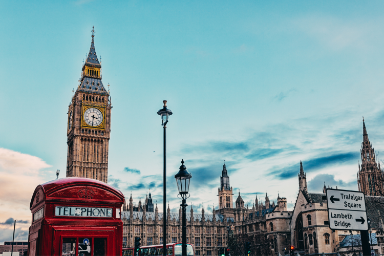 wide-view photo of big ben in London, England