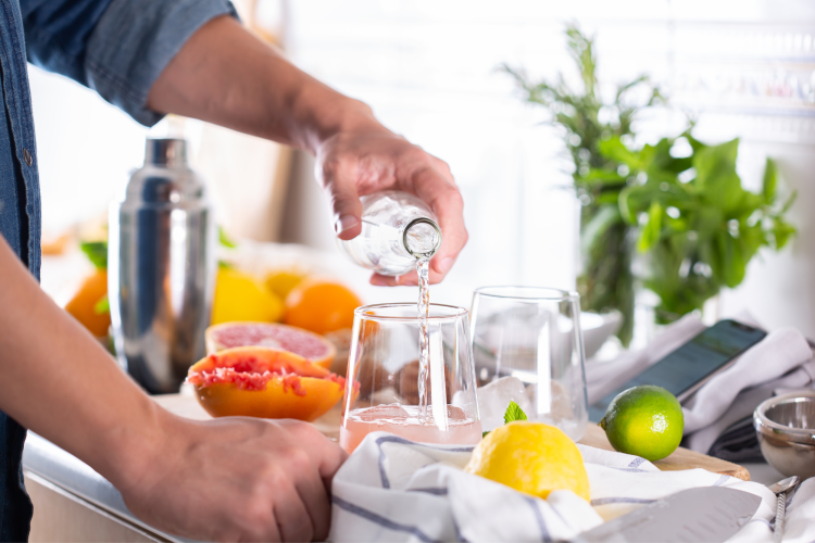 mixology class last minute gift idea