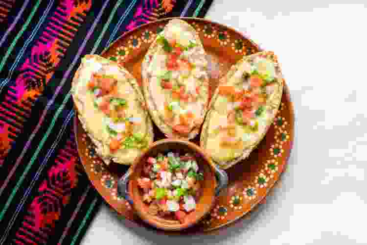 Mexican molletes