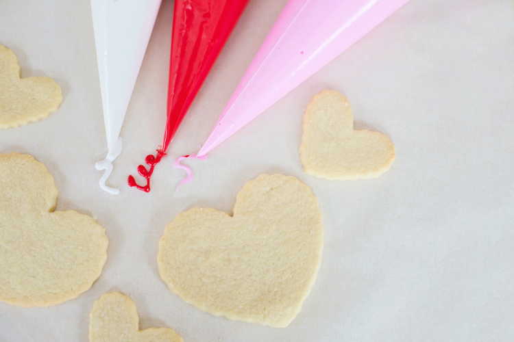 Decorating sugar cookies