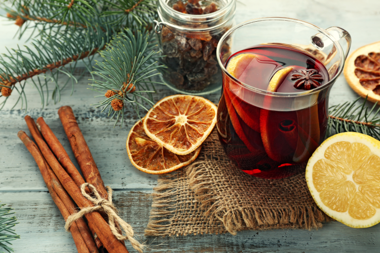 Non-Alcoholic Mulled Wine