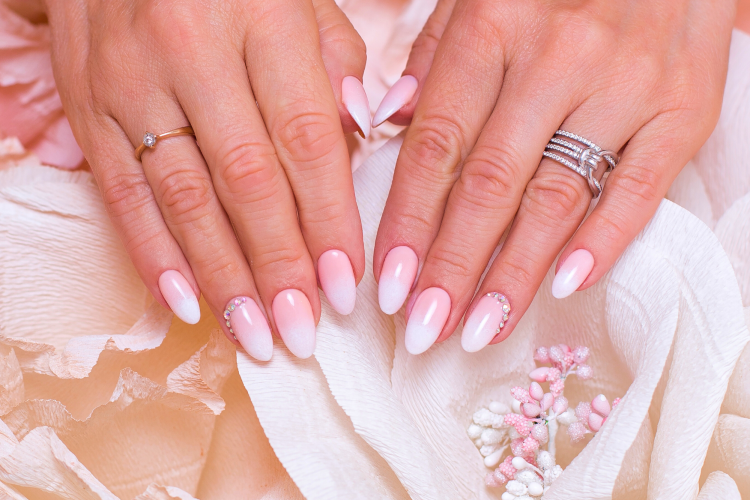 Ombré Pink Nails for valentine nail ideas.