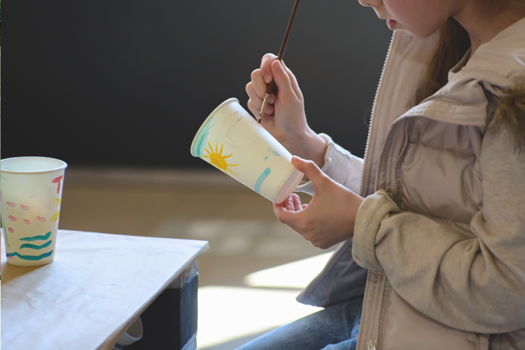 Painting a cup