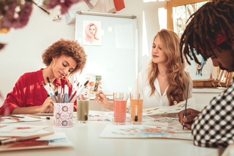 learn how to make red paint in painting classes