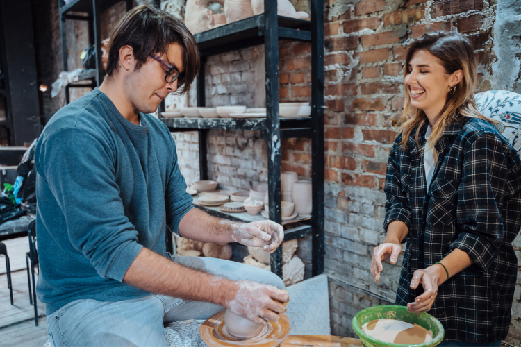 pottery classes 19th birthday idea